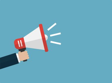 El işadamı megafonu ve mavi arka planda fotokopi alanı var. Hoparlörlerle reklam yapıyorum. İş dünyası pazarlama kavramını destekliyor. Düz tasarımda vektör illüstrasyonu.