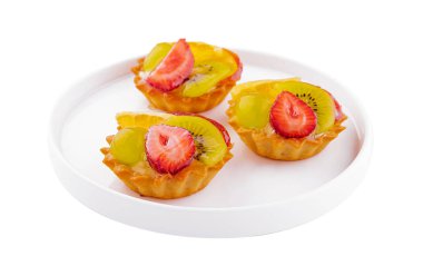 Krem ve yaz meyve karışımı ile Mini tart