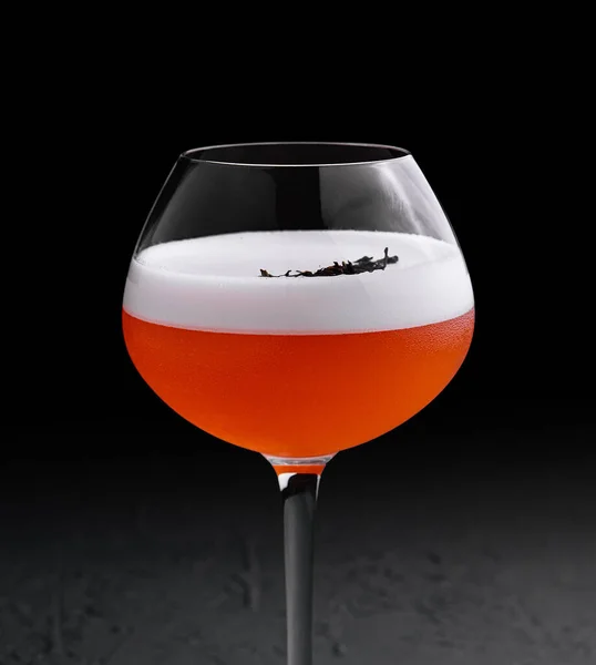 Cocktail Alcolico Rinfrescante Con Schiuma All Uovo Bicchiere — Foto Stock