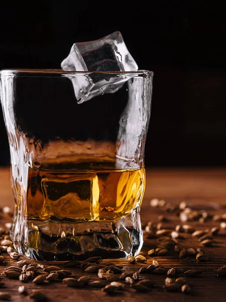 Glass Whiskey Ice Wheat — Stock Photo, Image