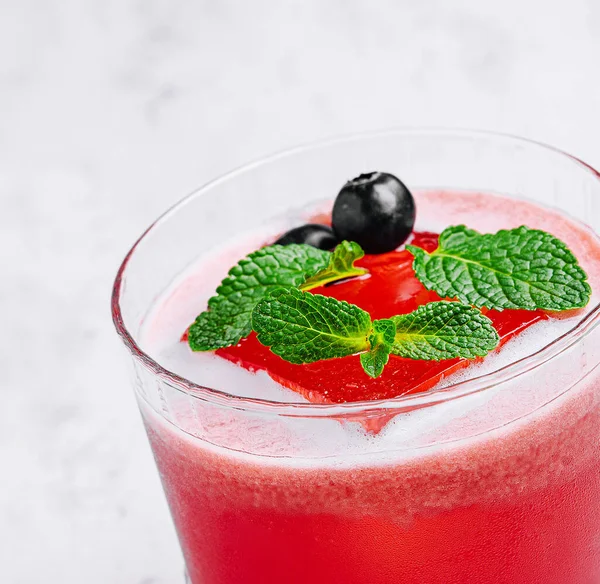 Refreshing Boozy Vodka Cranberry Cocktail Ice Cube — Stock Photo, Image