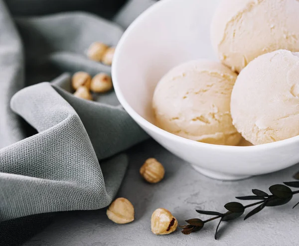 Delicious Ice Cream Hazelnut Close — Fotografia de Stock