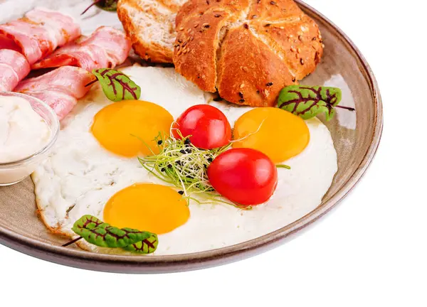 Plate Breakfast Fried Eggs Bacon Toasts Isolated White — 스톡 사진