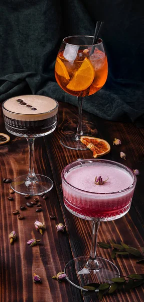Different Colorful Exotic Alcoholic Cocktails Wood — Fotografia de Stock