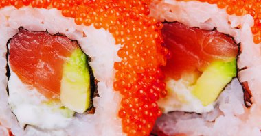 Sushi Roll California ya yakın ya da makro