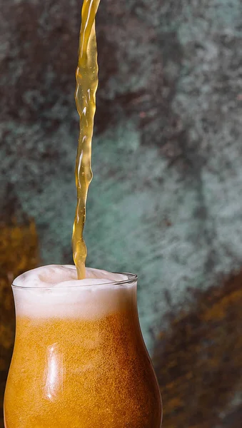 Pouring Fresh Beer Glass Close — Stock Photo, Image