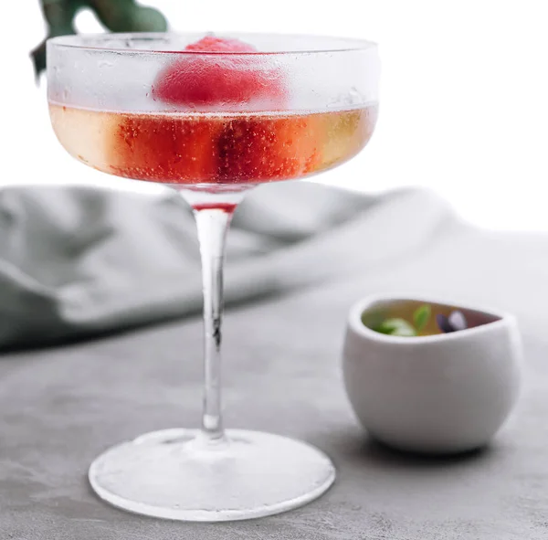 Sparkling Champagne Cocktail Strawberry Sorbet — Stok fotoğraf