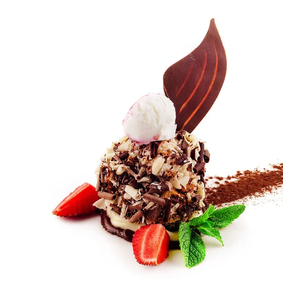Sobremesa Chocolate Com Sorvete Morangos — Fotografia de Stock