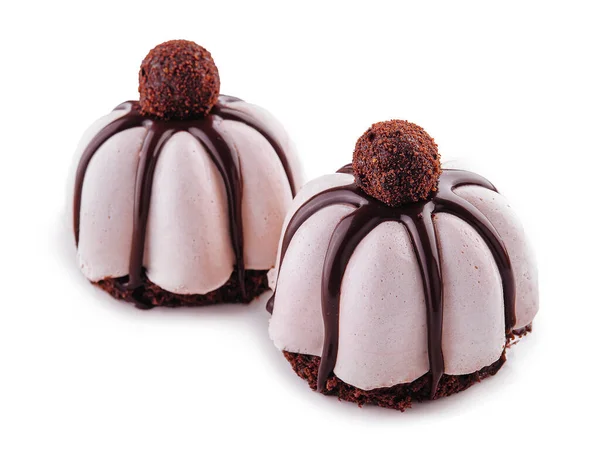 Bolos Souffle Com Gotejamento Chocolate Isolado — Fotografia de Stock