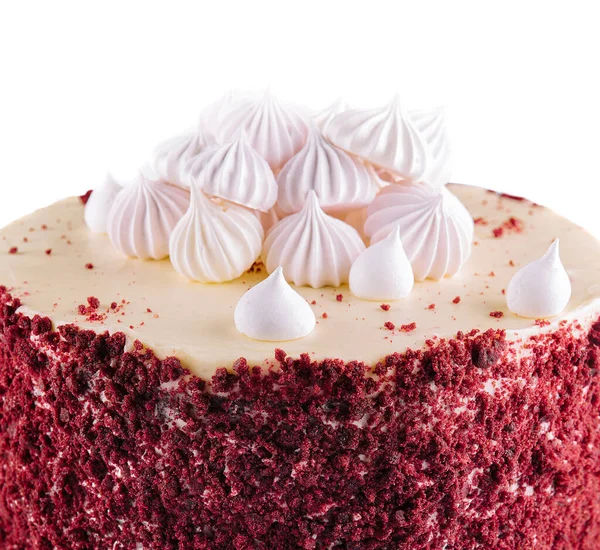 メレンゲとおいしい自家製レッドベルベットケーキ — ストック写真
