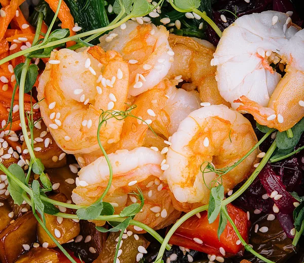 Stock image Poke bowl in black bowl top view