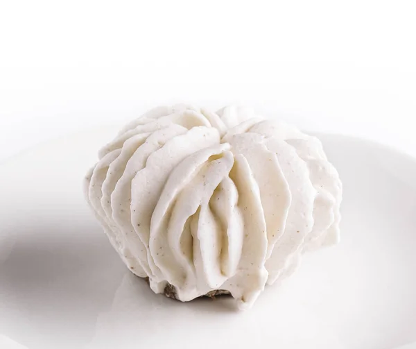 Cake Roll Topping Vanilla Cream Plate — Zdjęcie stockowe