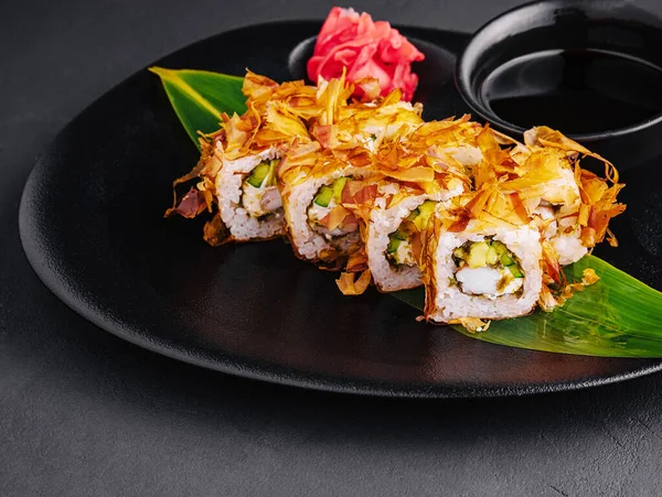 Japanese Sushi Rolls Black Plate — Stok fotoğraf