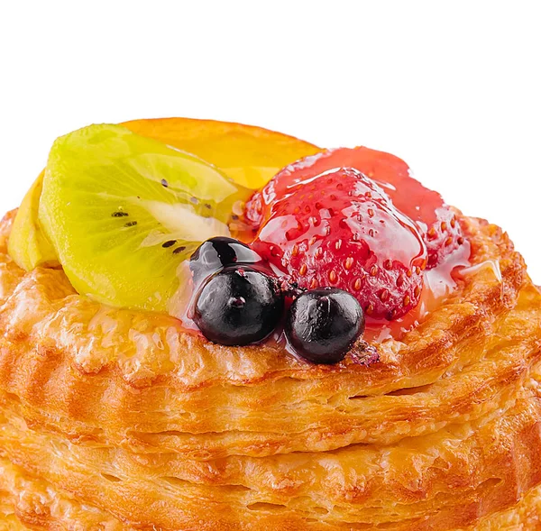 Fresh Delicious Puff Pastry Sweet Berries — 图库照片