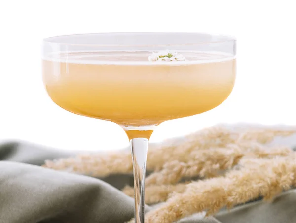 Quince Cocktail Glass Isolated — Fotografia de Stock