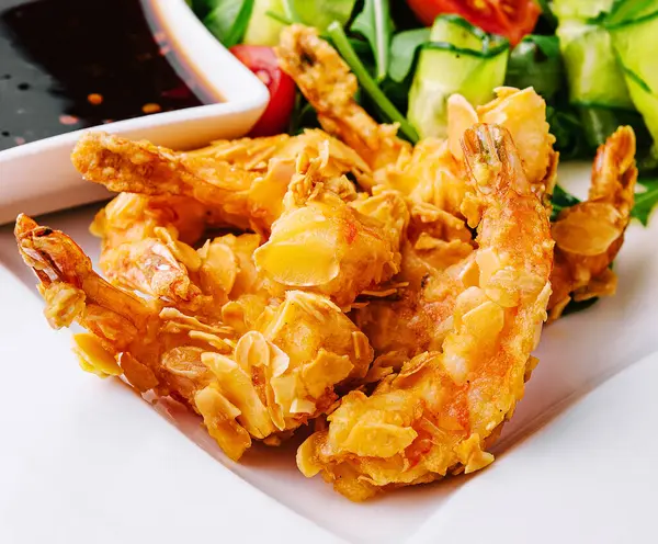 Fried Shrimp Salad Soy Sauce — Stok fotoğraf