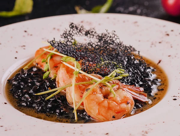 Delicious Black Rice Shrimps Plate — Stok fotoğraf