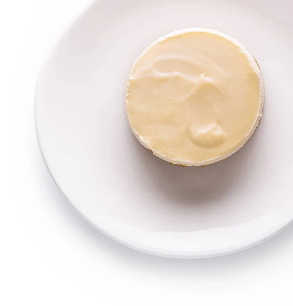 Τάρτα Μαρέγκας Λεμόνι Λευκό Πιάτο Πάνω Όψη — Φωτογραφία Αρχείου