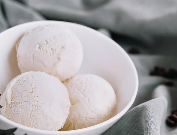 Vanilla Ice Cream Balls White Bowl — Foto de Stock
