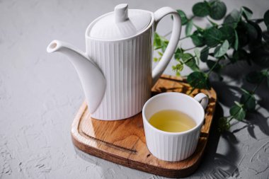Japon Yeşil çay beyaz Kupası ve çaydanlık