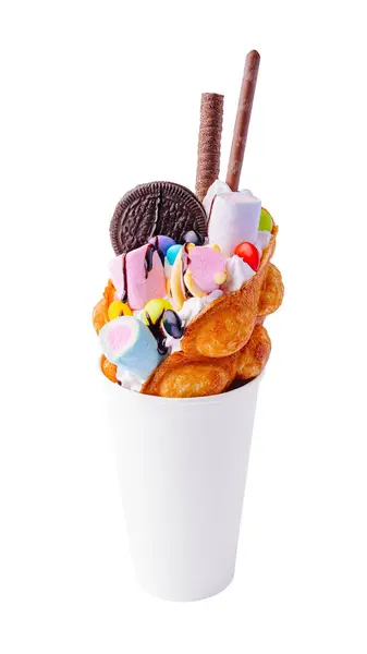 アイスクリームとマシュマロと香港またはバブルワッフル — ストック写真
