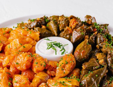 lahana ruloları ve dolma lahana dolma üzüm yaprakları