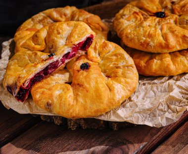 Kirazlı taze tatlı vertuta