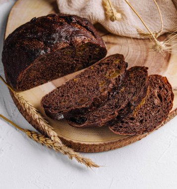 Taze pişmiş ekmek üst görünümü