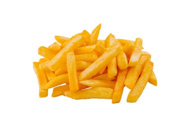 Temiz beyaz bir arka planda taze kızarmış patates kızartması yığını.