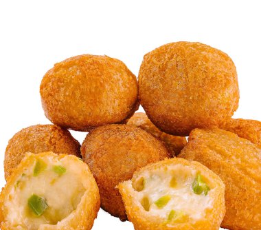 Lezzetli domatesli zarif kanepeler ve beyaz tabakta narin mikroçerezler.