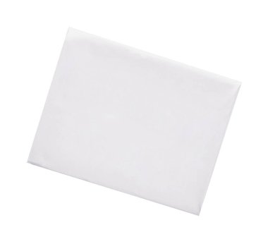 Beyaz arka planda izole edilmiş bir paket ekşi krema.