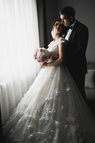 Romantic Wedding Moment Couple Newlyweds Smiling Portrait Bride Groom Hugging — Stock Photo, Image