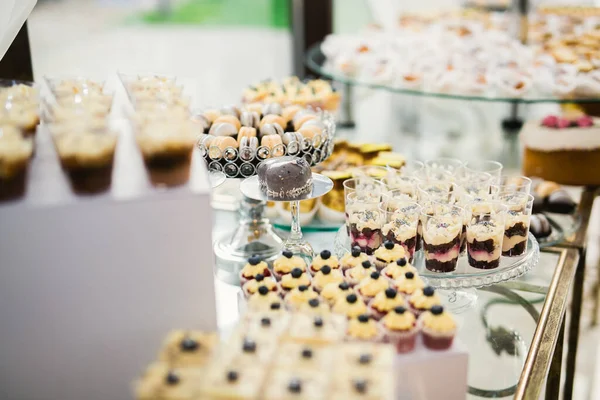 Heerlijke Bruiloft Receptie Snoep Bar Dessert Tafel — Stockfoto