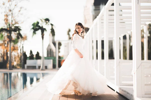 Beautiful Bride Spinning Perfect Dress Park — Stock Photo, Image