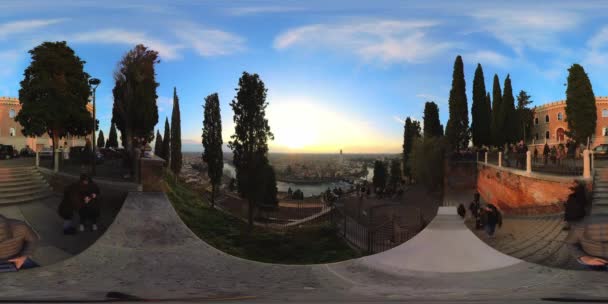 Ηλιοβασίλεμα Πάνω Από Τοπίο Της Πόλης Βερόνα Ιταλία 360 — Αρχείο Βίντεο