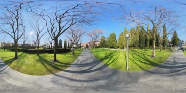 Garden of the Terme di Sirmione - VR 360
