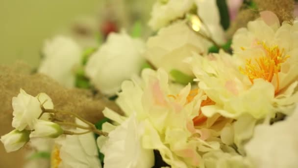 Flores Brancas Mesa Casamento Decoração Restaurante — Vídeo de Stock