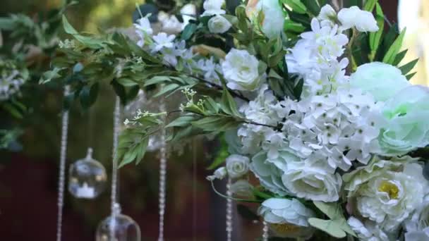 Arco Uma Cerimônia Casamento Feita Flores — Vídeo de Stock