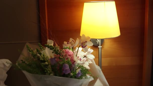 Bouquet Flowers Bed Room Morning — Wideo stockowe