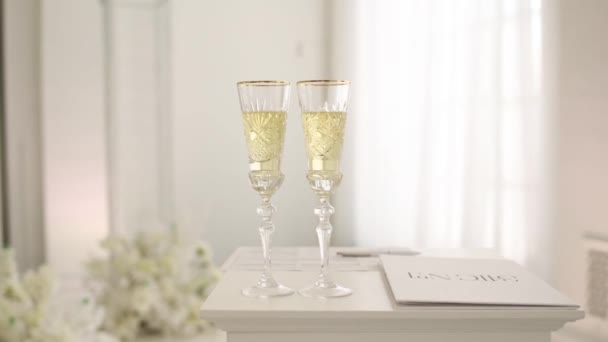 Glasses Champagne Table Wedding Ceremony — Vídeo de stock