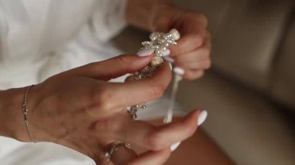 Woman Holds Tiara Hair Ornament Her Hands — Video