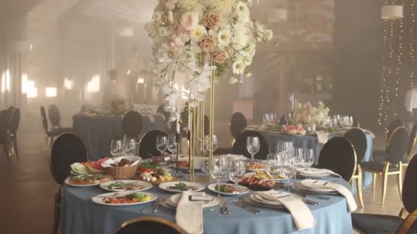 Food Drinks Wedding Table Restaurant Wedding Decor — Vídeo de Stock