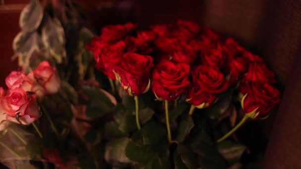 Букеты Цветов Свадьбу День Рождения Ресторане — стоковое видео