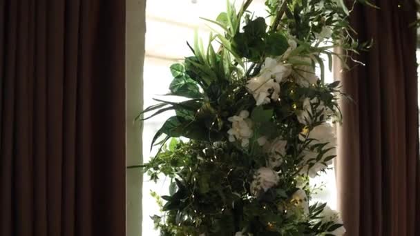 Dekoration Bröllopsbåge Blommor Semester Födelsedag — Stockvideo