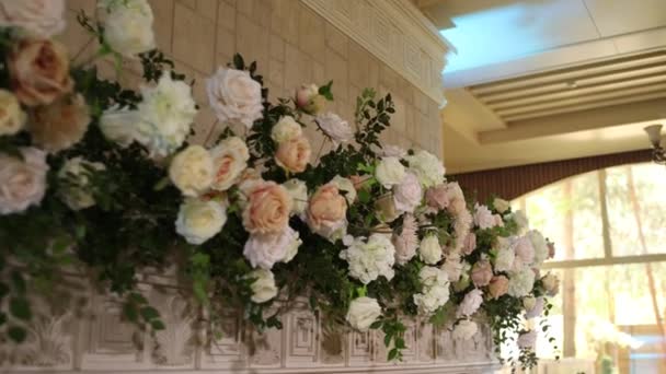 Arrangement Flowers Presidium Bride Groom Wedding Restaurant — Stockvideo