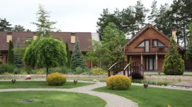 Parktaki güzel evler, otel, tatil, doğadaki tatil