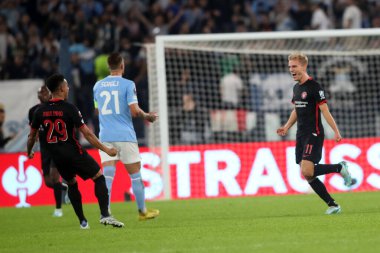 Roma, İtalya 27.10.2022: Midtjyllandlı Isaksen Uefa Avrupa Ligi 2022-2023, F Grubu - SS eşleşmesi 5, İtalya 'nın başkenti Roma' daki Olimpiyat Stadyumu 'nda SS Lazio FC Midtjylland maçında 1-0' lık kodeste gol attı..