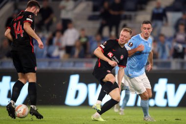Roma, İtalya 27.10.2022: Midtjylland 'li Andersson, Lazio Marusiç Uefa Avrupa Ligi 2022-2023, F Grubu - SS eşleşmesi, SS Lazio ile FC Midtjylland arasındaki futbol karşılaşması İtalya' nın başkenti Roma 'daki Olimpiyat Stadyumu' nda gerçekleşti..