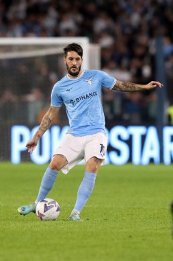 Roma, İtalya 30.10.2022: Lazio 'lu Luis Alberto İtalya Futbol Şampiyonası Serie A 2022-2023, İtalya' daki Olimpiyat Stadyumu 'nda SS Lazio ile Salernitana Calcio arasında oynanan karşılaşma..