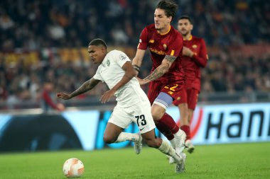 Roma, İtalya 03.11.2022: Ludogorestlerden Rick Jhonatan, Roma 'daki Olimpiyat Stadyumu' nda AS Roman Ludogorets 'e karşı Ludogorets arasındaki futbol karşılaşması, Avrupa Uefa Ligi 2022-2023 C Grubu sırasında faaliyet gösteren Roman Nicolo Zaniolo..